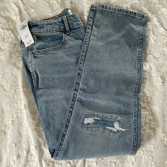 Abercrombie & Fitch Kids High Rise Straight Jean Size: 15/16 Regular - Picture 1 of 8